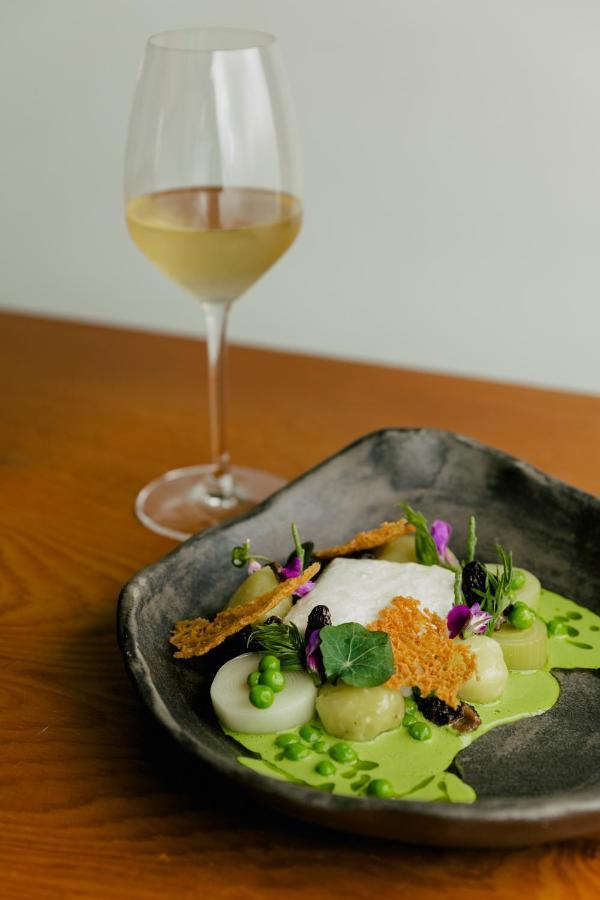 Pluvio Restaurant And Rooms Ucluelet Ngoại thất bức ảnh