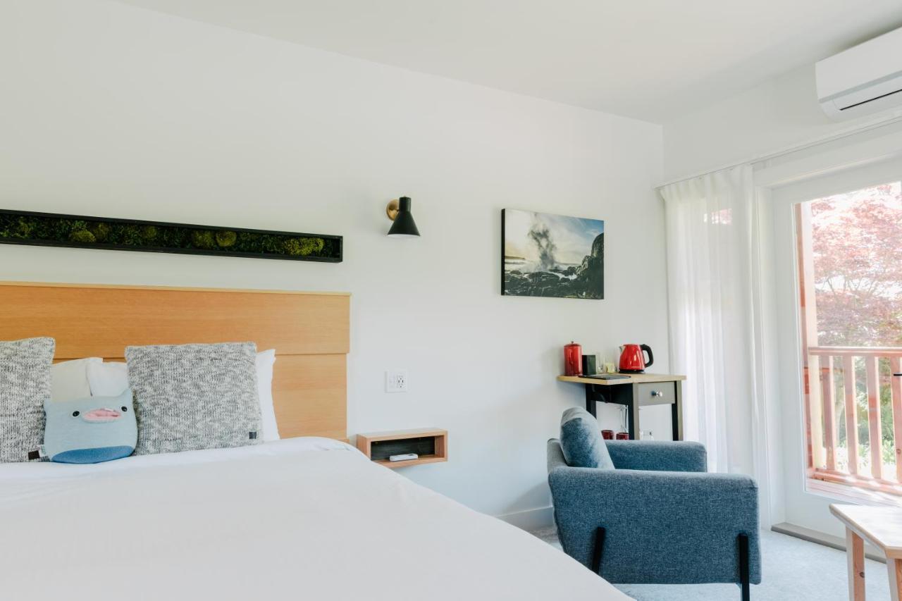 Pluvio Restaurant And Rooms Ucluelet Ngoại thất bức ảnh